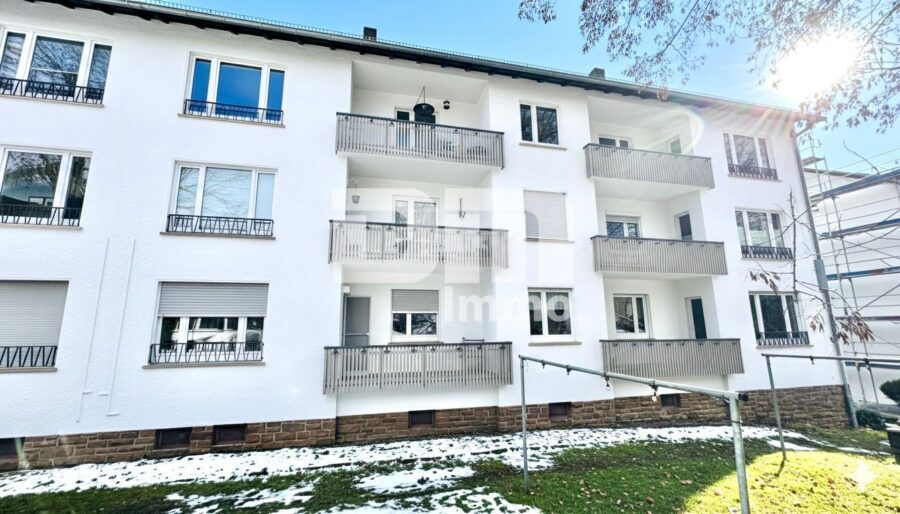 Helle Vierzimmerwohnung (Hochparterre) mit Balkon in Traumlage - Rückansicht